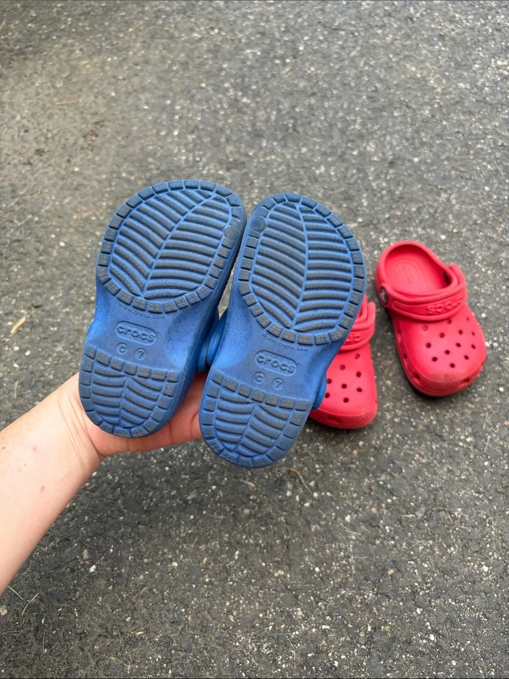 CROCS Kids Classic Clogs in Blue and Red